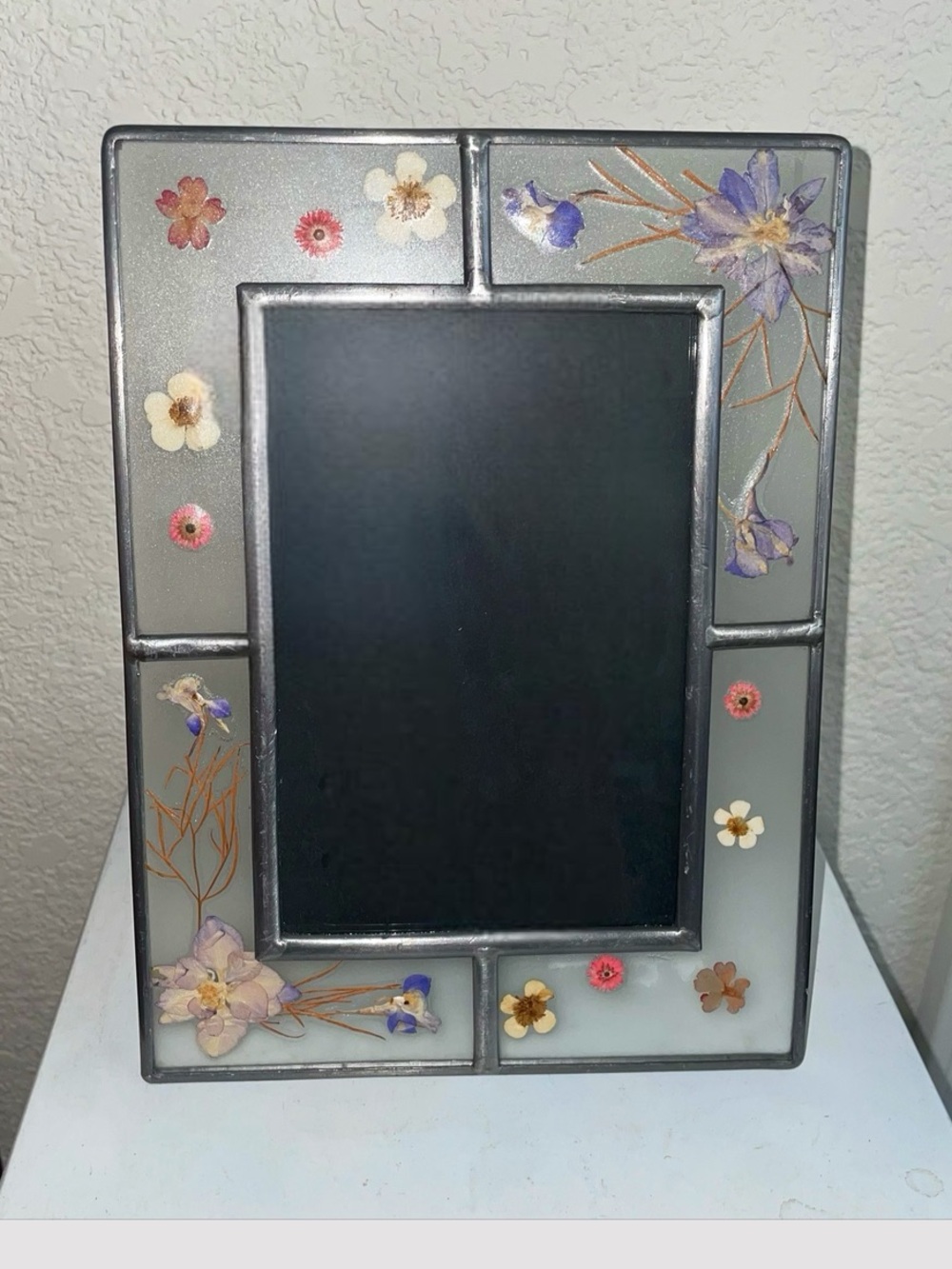 Vintage Carr Cottagecore Pressed Glass Frame w/Real Dried Wildflowers